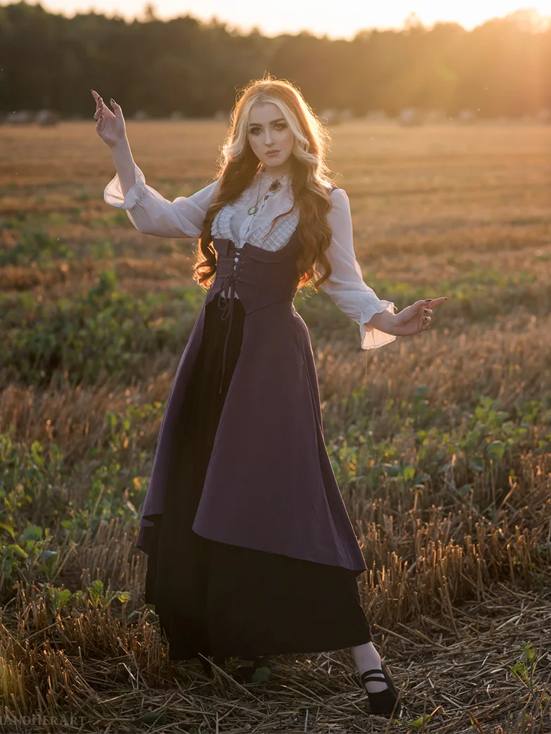 Renaissance Costume U-Neck High-Lo Overdress - Image 29